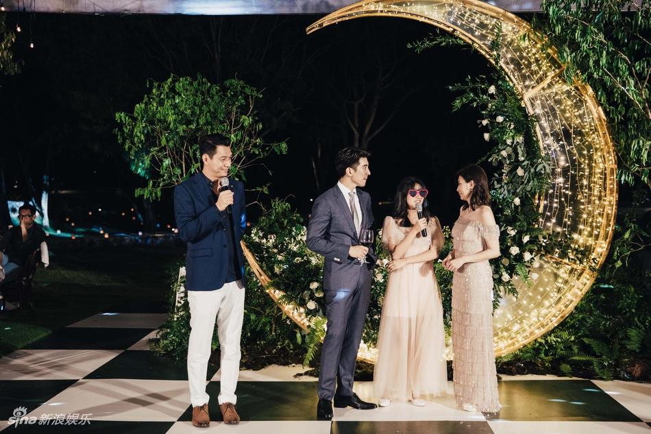 Trọn bộ ảnh đẹp như ngôn tình trong đám cưới của Triệu Mẫn Giả Tịnh Văn và ông xã kém 9 tuổi-6