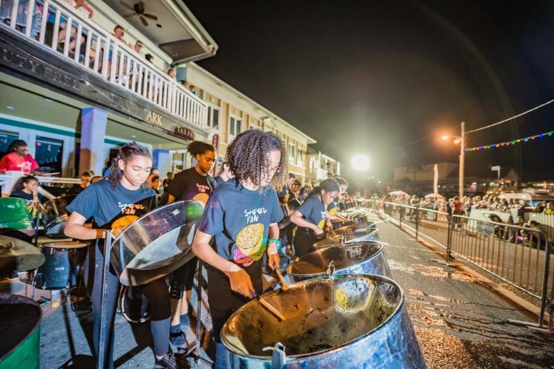 Hóa thân thành cướp biển vùng Carribean ở quần đảo Cayman-9