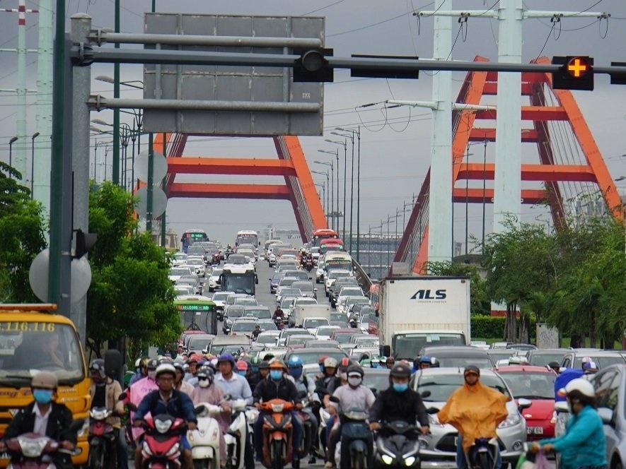 Bão số 9: Nam thanh niên bị nước cuốn trôi ở Sài Gòn-2