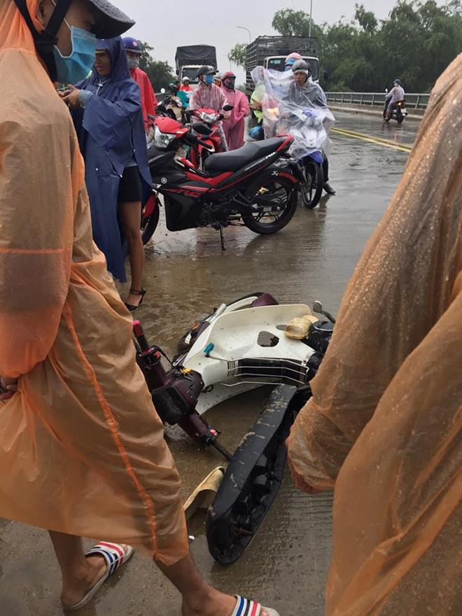 Nam thanh niên nhảy xuống sông cứu người gặp nạn trong bão số 9-1