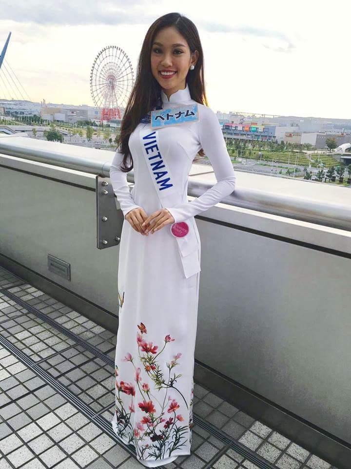 Á khôi Phương Linh công khai chê Hoa hậu Tiểu Vy nói tiếng Anh dở đến mức xấu hổ tại Miss World 2018-5