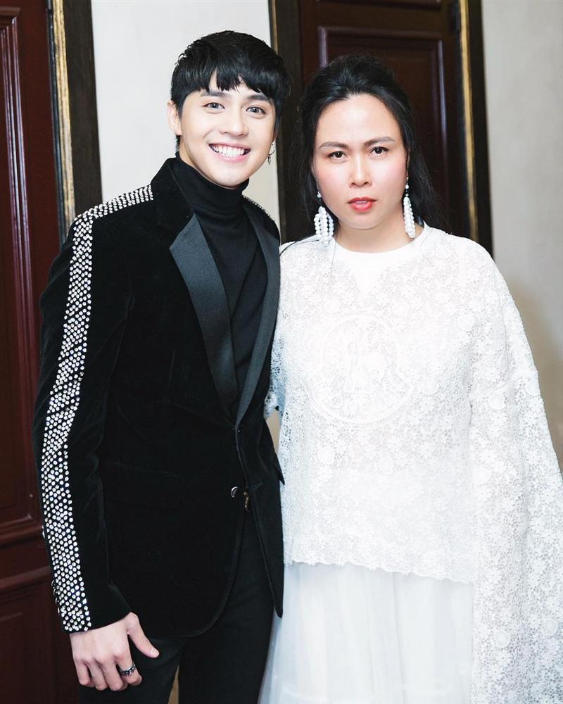 ĐAU KHÔNG TƯỞNG: Hễ chụp chung hình với ai, Phượng Chanel lại bị đối phương lật thuyền không thương tiếc-6