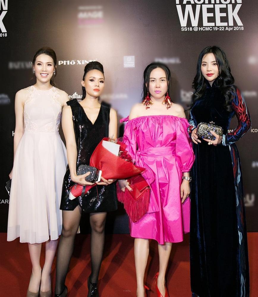 ĐAU KHÔNG TƯỞNG: Hễ chụp chung hình với ai, Phượng Chanel lại bị đối phương lật thuyền không thương tiếc-8