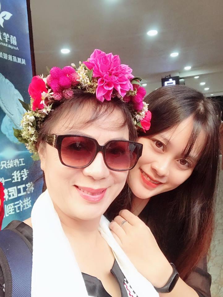 Vừa làm cô dâu xinh đẹp, con gái nghệ sĩ Hương Dung đã bị nghi dao kéo nát cả mặt-4