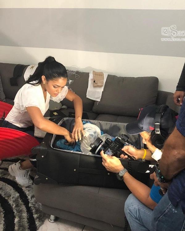 NÓNG RỒI ĐÂY: Dàn mỹ nhân tưng bừng khởi hành sang Thái Lan thi Miss Universe 2018-15