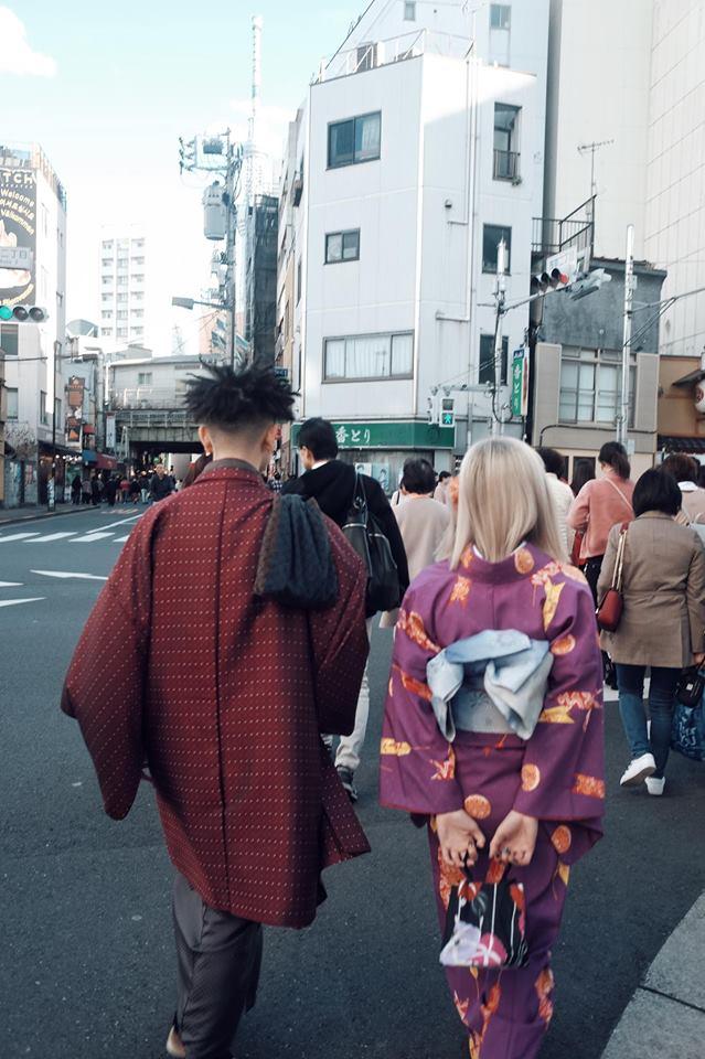 Khoe tài lẻ chơi đàn nhưng Công Phượng khiến fan chỉ biết lắc đầu vì tưởng gà đang mổ phím-1