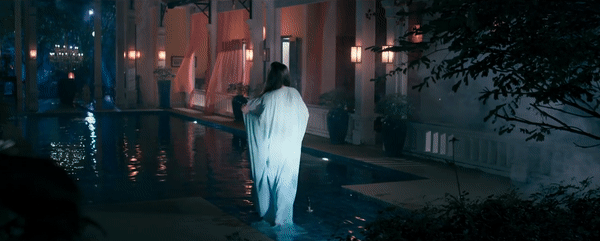 Không chỉ Chi Pu, những ca sĩ này cũng từng khiến fan mắt tròn mắt dẹt vì cảnh bán nude táo bạo-9