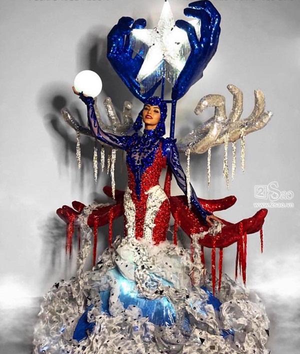 Quốc phục Bánh Mì của HHen Niê liệu đã đủ đẹp và độc khi đặt cạnh loạt trang phục quá xuất sắc tại Miss Universe 2018?-20