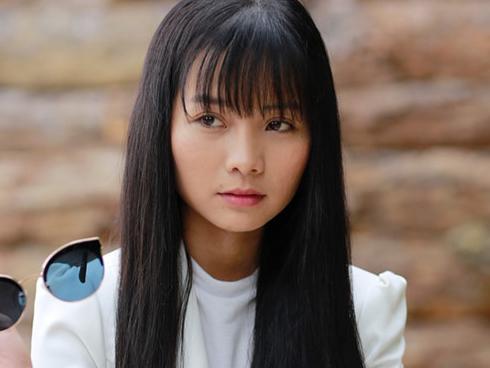 Khánh Hiền: 'Hai năm nuôi con ở Mỹ, tôi sống tù túng như địa ngục'