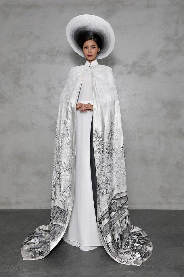 Quốc phục nụ cười Việt đẹp nhất thế giới của Minh Tú từng được Trương Thị May trình diễn và bị chê thê thảm vì họa mặt hết vía-1