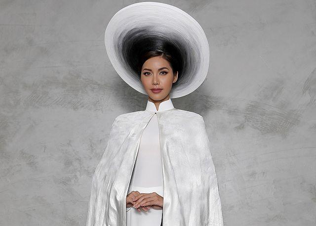 Lộ diện bộ quốc phục thứ 2 của Minh Tú về Hội An và nụ cười Việt đẹp nhất thế giới tại Miss Supranational 2018-7
