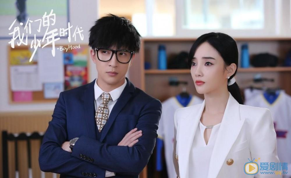 Lý Tiểu Lộ tiếp tục bị tố ngoại tình với nam ca sĩ đình đám, Giả Nãi Lượng lên tiếng xin đừng lôi tôi vào-3