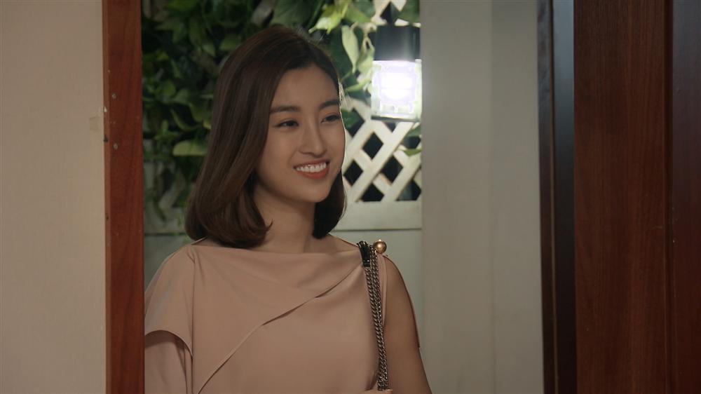 Hoa hậu Đỗ Mỹ Linh gây bất ngờ khi lần đầu đóng phim-3