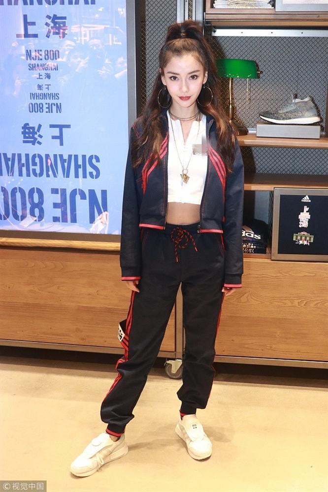 Mặc ồn ào đường ai nấy đi với Huỳnh Hiểu Minh, Angela Baby xuất hiện xuân sắc như gái đôi mươi nhờ bí kíp này-7