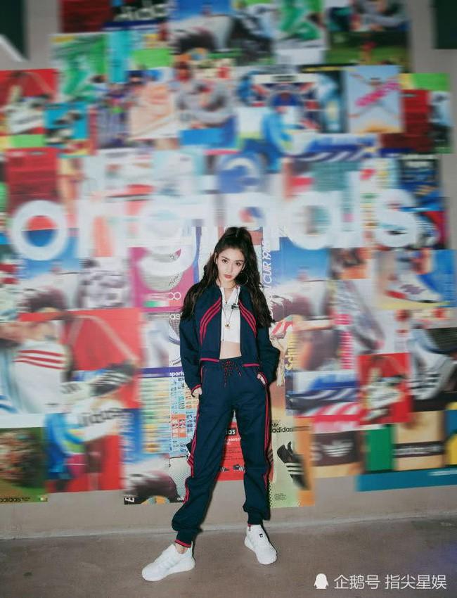 Mặc ồn ào đường ai nấy đi với Huỳnh Hiểu Minh, Angela Baby xuất hiện xuân sắc như gái đôi mươi nhờ bí kíp này-3