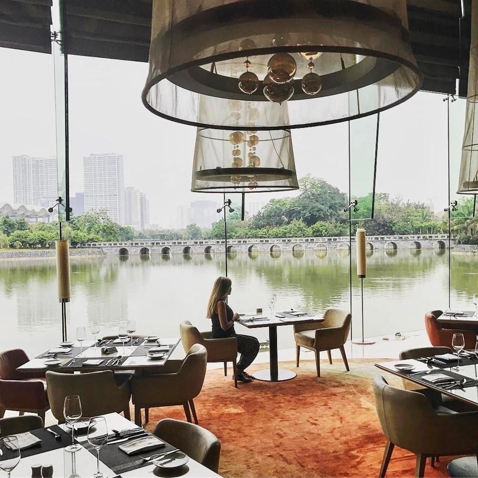 4 khách sạn phục vụ buffet cao cấp bậc nhất tại Hà Nội-2