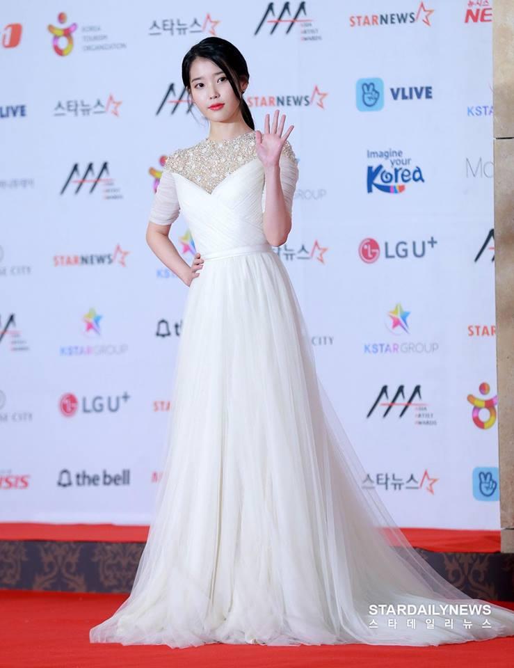 Thảm đỏ Asian Artist Award: Suzy bị chê tăng cân, Yoona đẹp xuất sắc-20