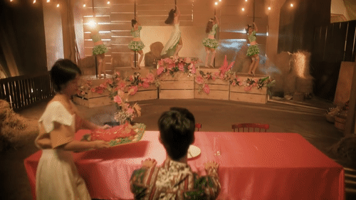 Dân mạng liệt MV của Chi Pu vào danh sách gợi dục, khiêu dâm-15