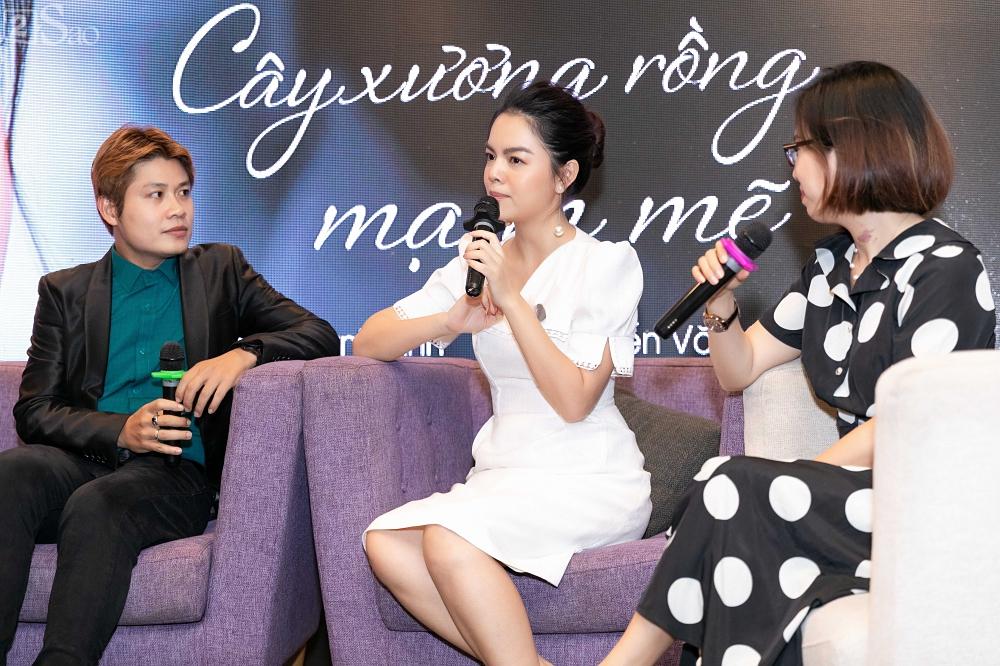 Ly hôn nhưng Phạm Quỳnh Anh và Quang Huy vẫn đi ăn chung với đại gia đình-4