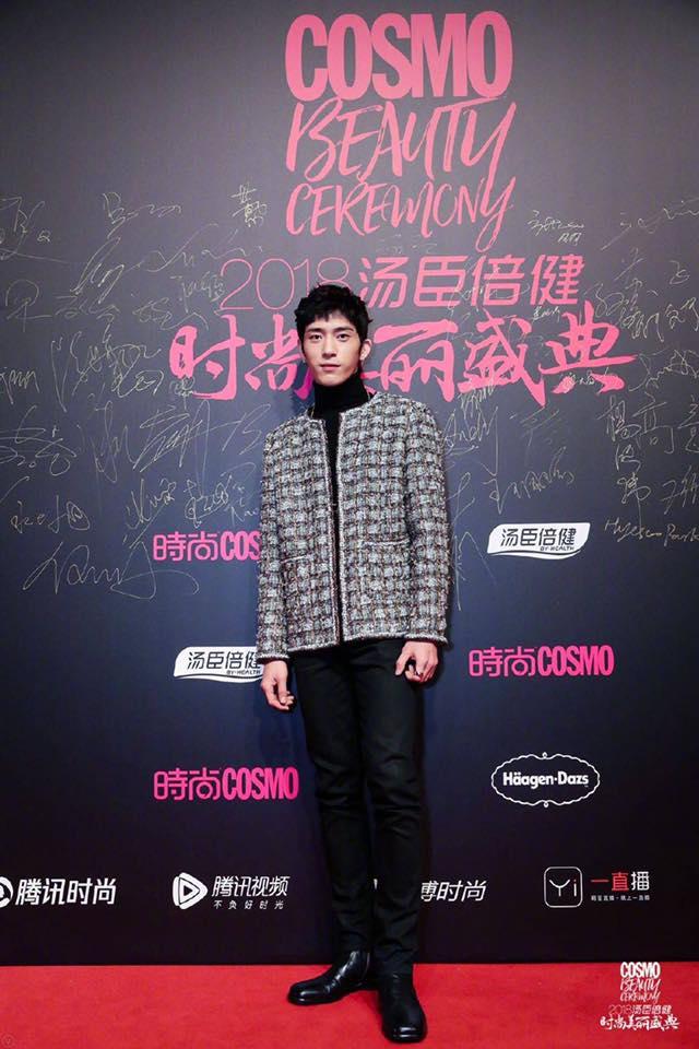 Thảm đỏ Cosmo: Hoàng hậu Tần Lam đẹp nổi bật, làm lu mờ loạt mỹ nhân từ Dương Mịch đến Đường Yên-20