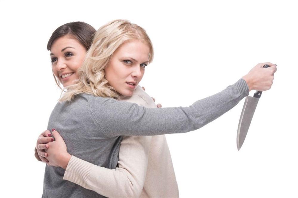 5 con giáp dễ bị TIỂU NHÂN hãm hại, ĐEN ĐỦI đủ đường trong tháng 12/2018-1