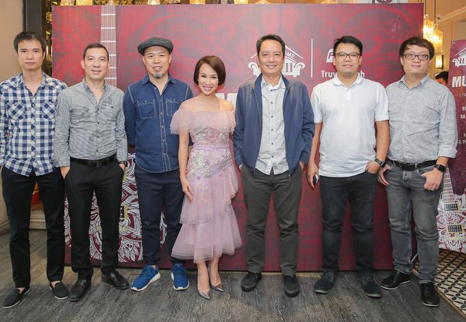 Đây là phản ứng của Uyên Linh khi gặp phải bình luận ác ý của antifans-2