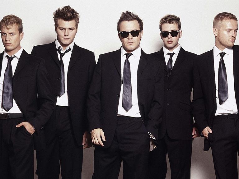 Nhóm Westlife thông báo trở lại Việt Nam, fan phấn khích-2