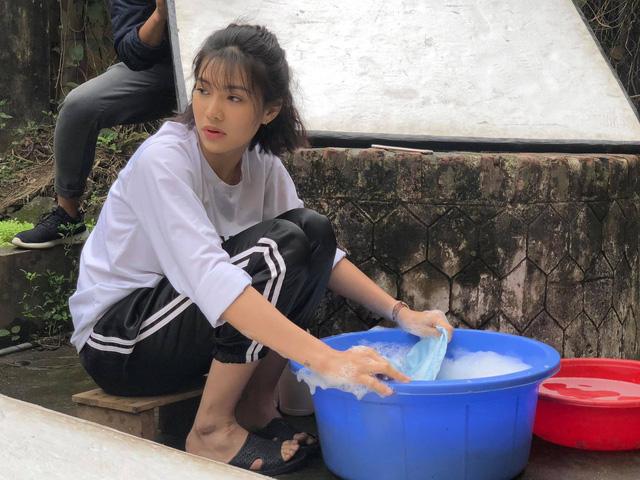 Phim mới bị tẩy chay vì đời tư thị phi, Lưu Đê Li lên tiếng: Tôi sống đúng con người thật, không màu mè nịnh hót-7