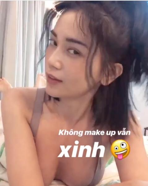 Ô kìa, Sĩ Thanh tự khen mặt mộc xinh nhưng fan lại chê vì phô trương đôi bánh bao quá lố-2