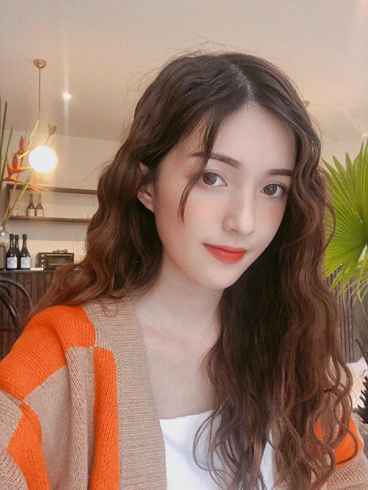 Mặc đồ hanbook, cô nàng sở hữu lượng follow khủng nhận về hàng tá câu hỏi lạ-3