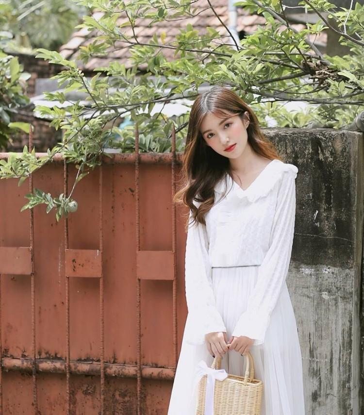 Mặc đồ hanbook, cô nàng sở hữu lượng follow khủng nhận về hàng tá câu hỏi lạ-5