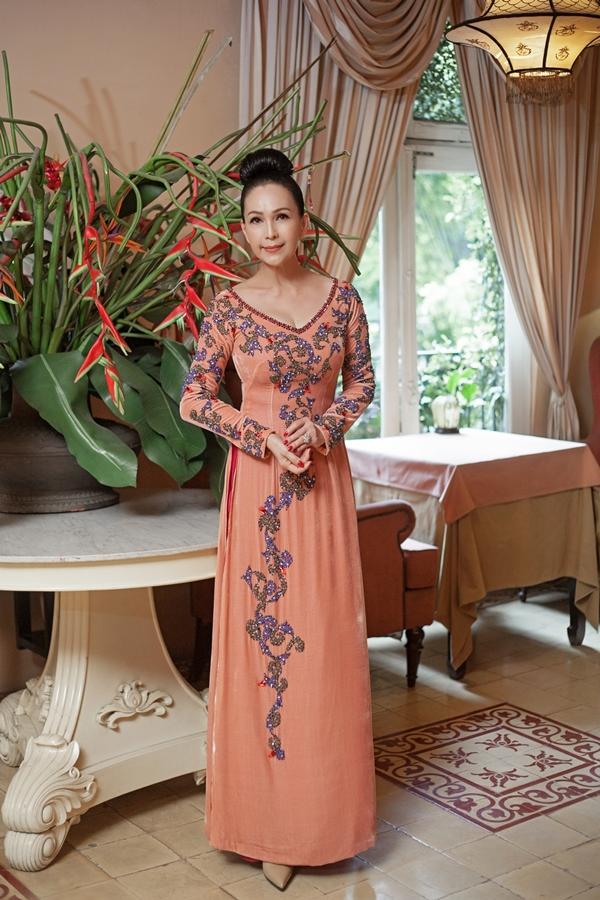 Gừng càng già càng cay, Diễm My khẳng định U60 body vẫn ngon, làm mẫu dễ như ăn kẹo-4