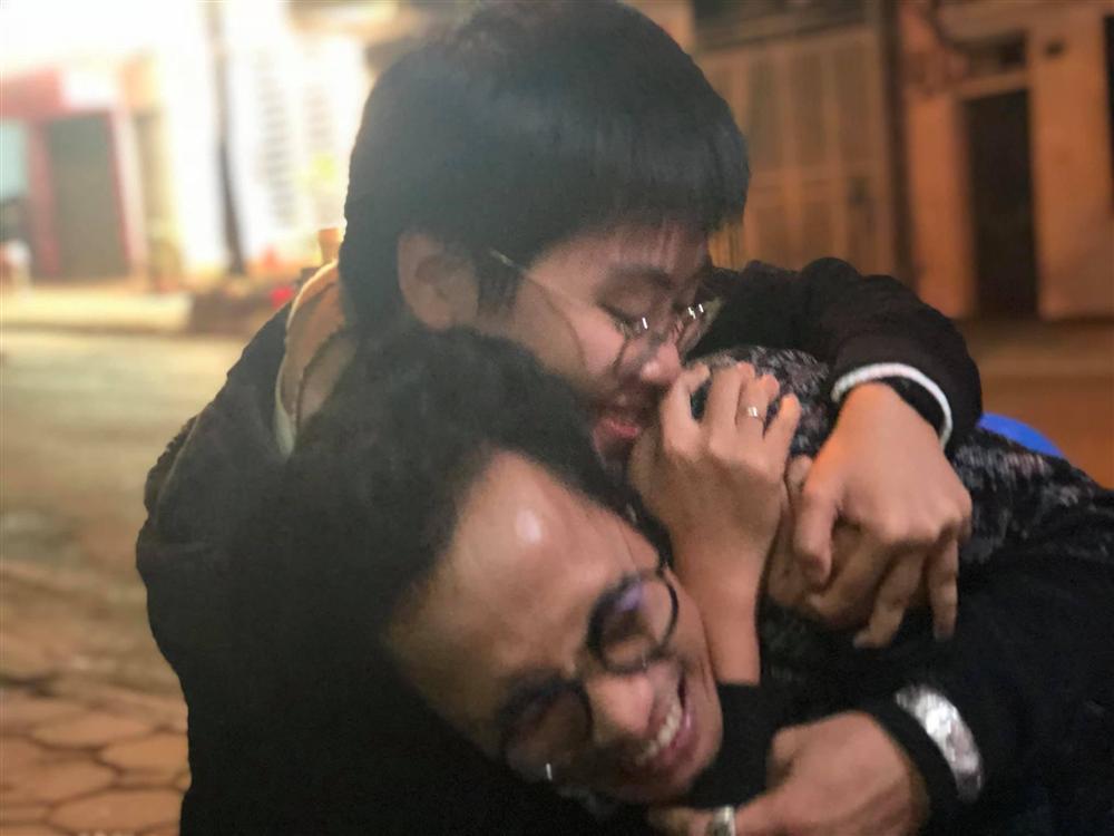 Rocker Phạm Anh Khoa mặt hốc hác, gầy trơ xương sau scandal bị tố gạ tình tục tĩu-14