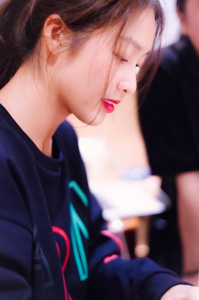 BTV Hoàng Linh quyết định tân trang góc con người ngay sau khi làm lành với ông xã-4