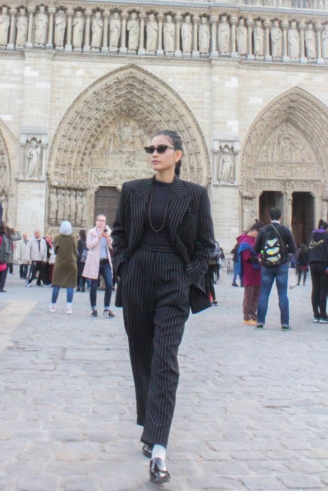 Á hậu Trương Thị May hào hứng khám phá nước Pháp xinh đẹp-6