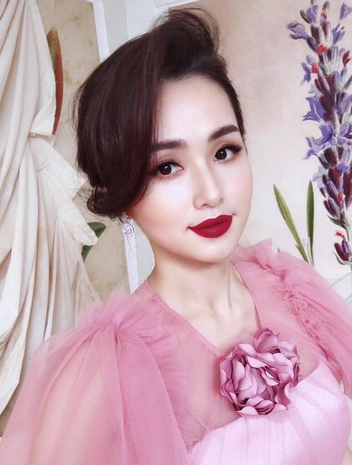 Ô kìa, hà cớ gì mà gương mặt của Tâm Tít lại cứ thiên biến vạn hóa theo thời gian thế này?-7