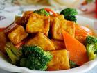Đậu phụ sốt súp lơ, cà rốt: Món ngon không ngấy cho bữa cơm chiều