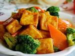Đậu phụ sốt súp lơ, cà rốt: Món ngon không ngấy cho bữa cơm chiều