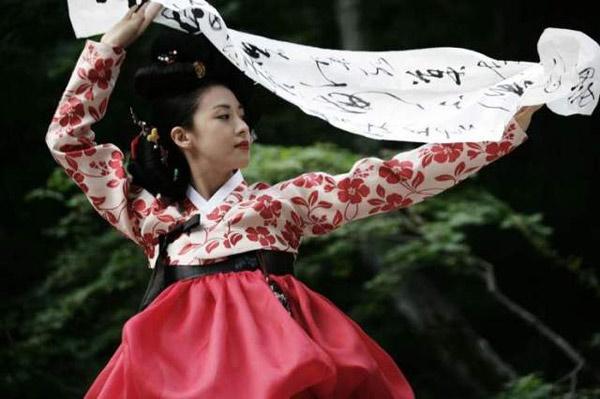 Những nàng kỹ nữ xinh đẹp trên màn ảnh Hàn Quốc-3