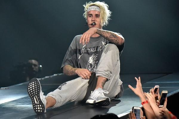 Fan lo Justin Bieber theo nàng bỏ cuộc chơi, câu trả lời từ anh chàng sẽ khiến bạn giật mình-2