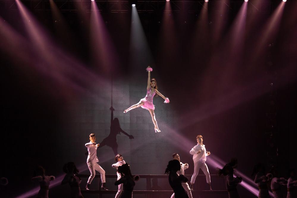 Vũ đạo nóng bỏng hát live hay bất ngờ, Chi Pu bị nghi ngờ hát nhép-4