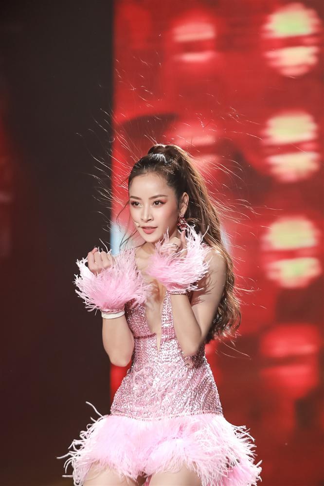 Vũ đạo nóng bỏng hát live hay bất ngờ, Chi Pu bị nghi ngờ hát nhép-6