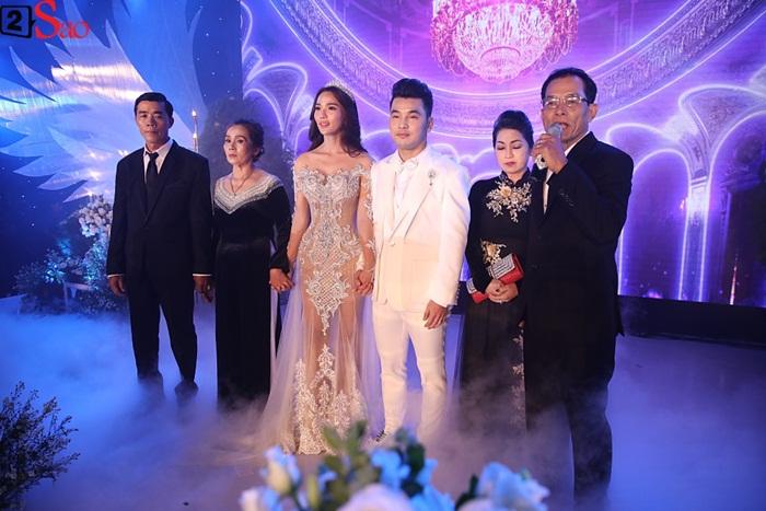 Ưng Hoàng Phúc hôn Kim Cương say đắm hứa bên nhau trọn đời-5