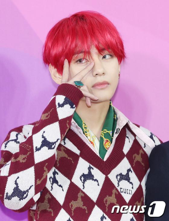 BTS nổi bật, lấn át dàn sao tham gia thảm đỏ Melon Music Awards 2018-3