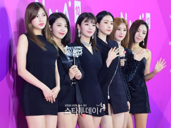 BTS nổi bật, lấn át dàn sao tham gia thảm đỏ Melon Music Awards 2018-5