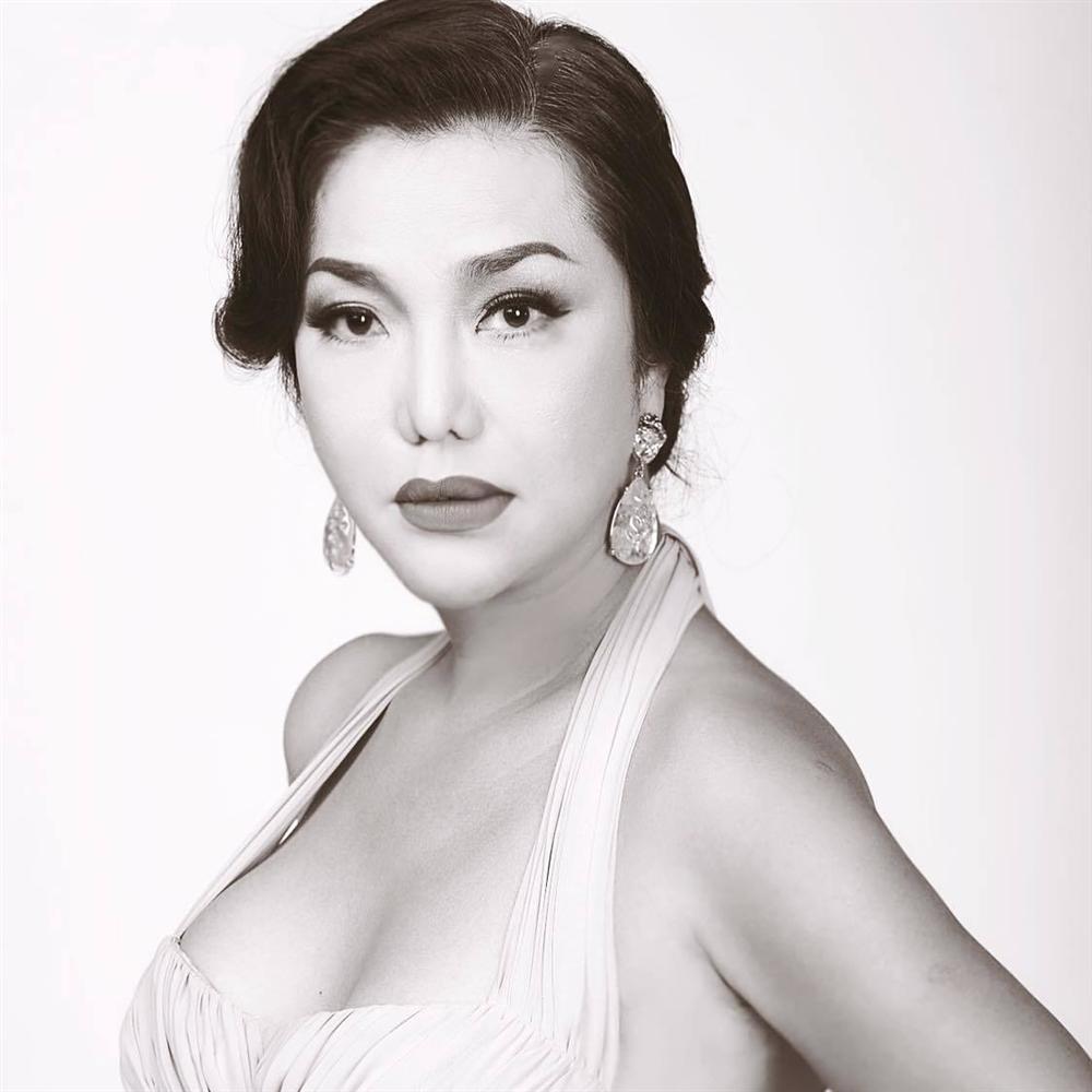 Nỗi đau khó ai thấu của các mỹ nhân chuyển giới Việt-2