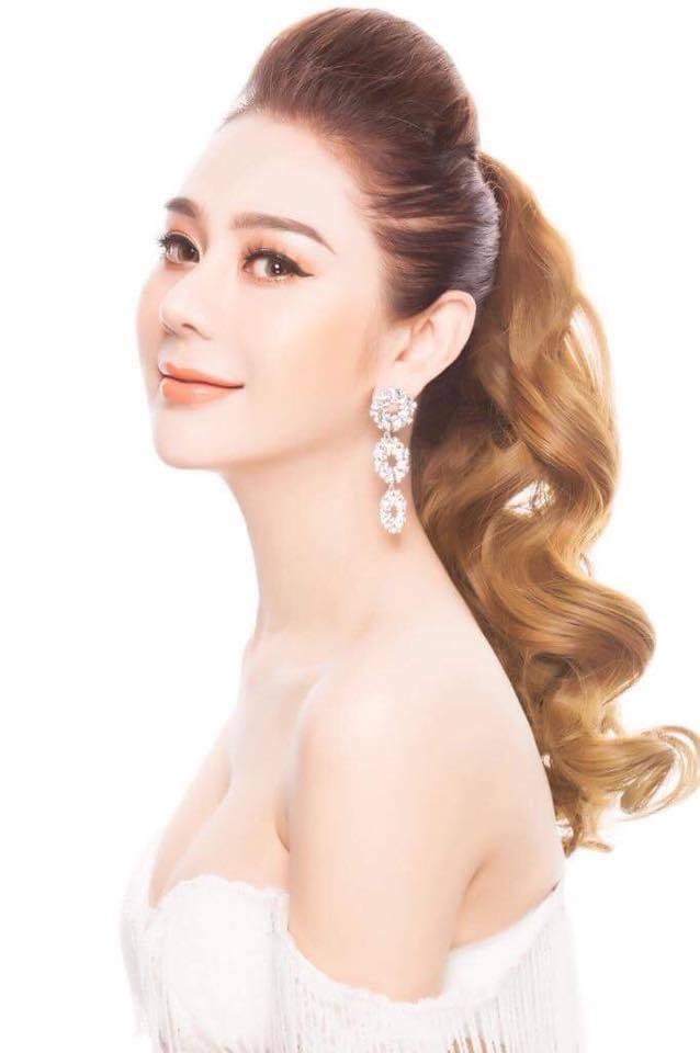 Nỗi đau khó ai thấu của các mỹ nhân chuyển giới Việt-9