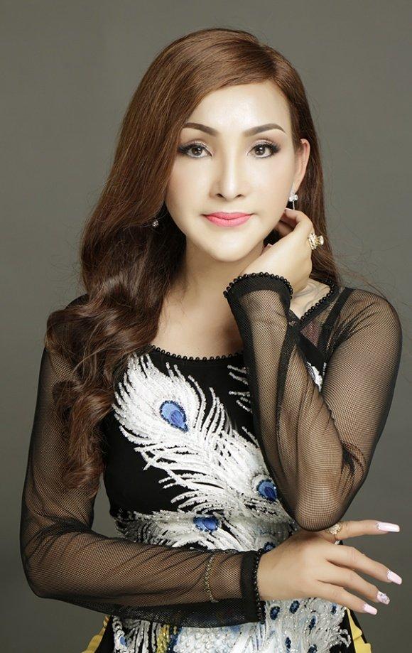 Nỗi đau khó ai thấu của các mỹ nhân chuyển giới Việt-15