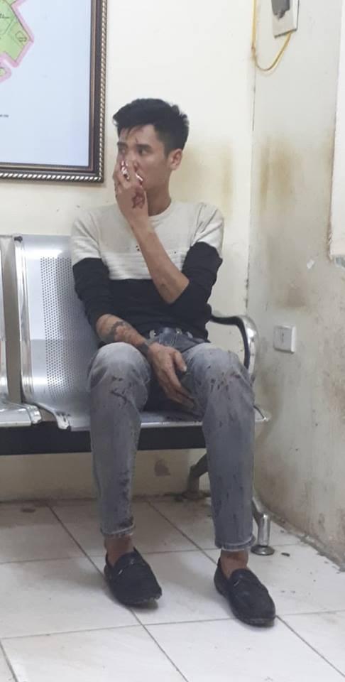 CSGT bắt nóng nhóm tín dụng đen đánh, bắt giữ người giữa đường-2