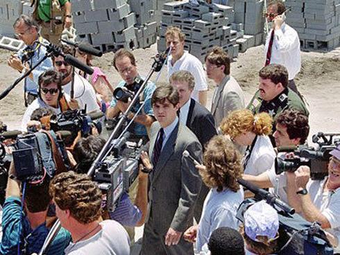 Ngày này năm xưa: Vụ xử cháu Kennedy hiếp dâm chấn động thế giới